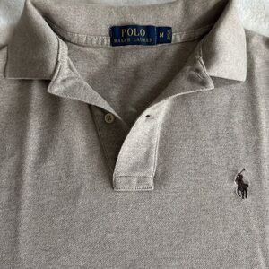 Polo Polo.  Great new condition M